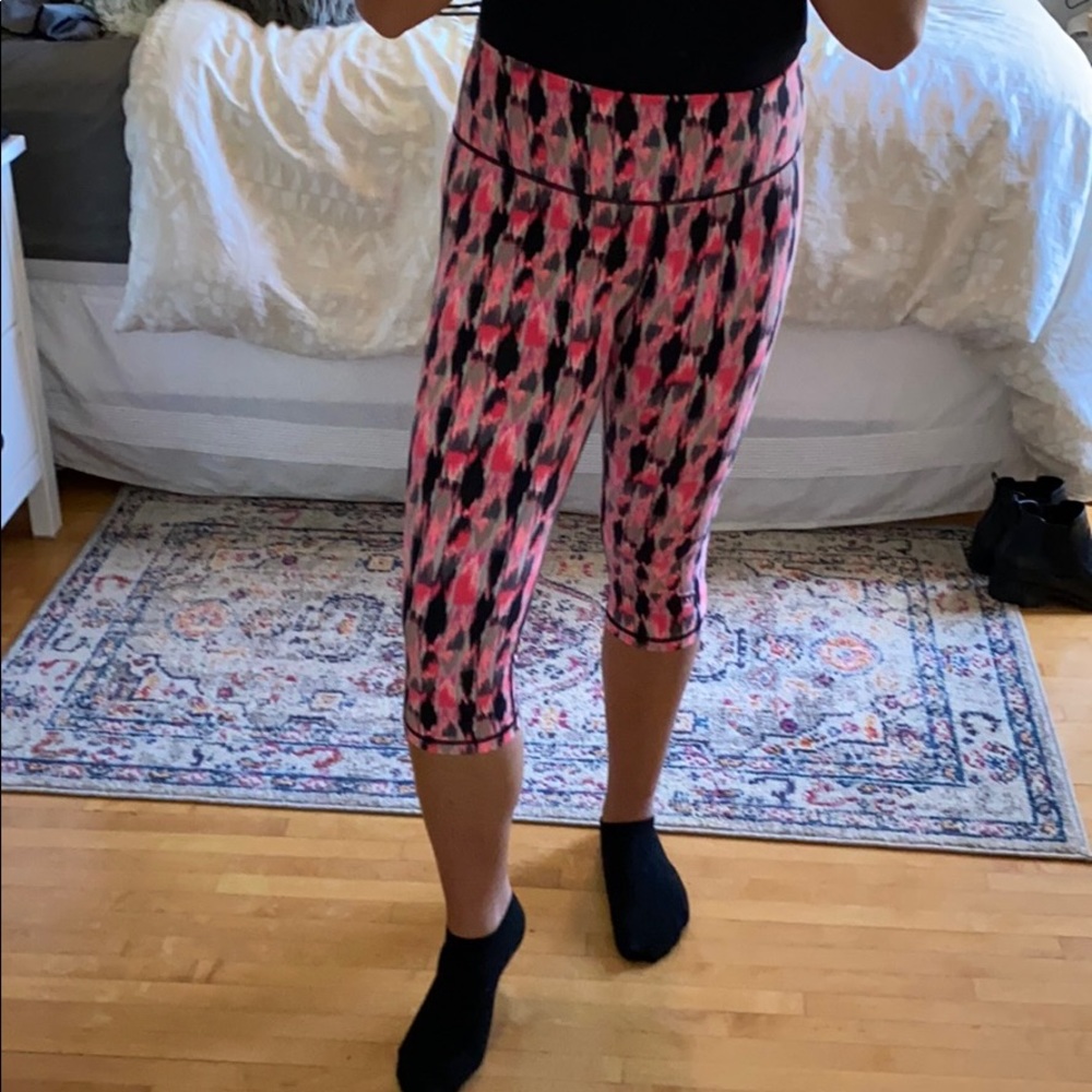Athletic leggings